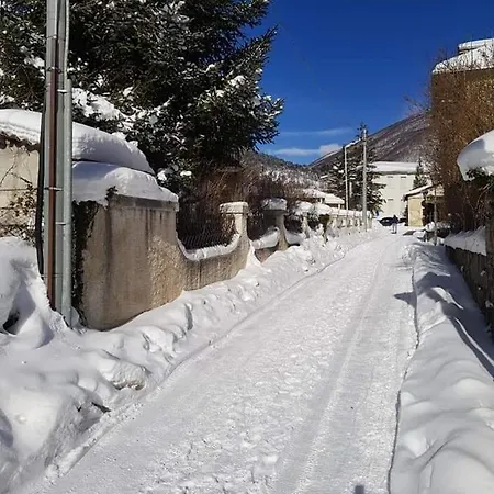 Daniela * Villetta Barrea